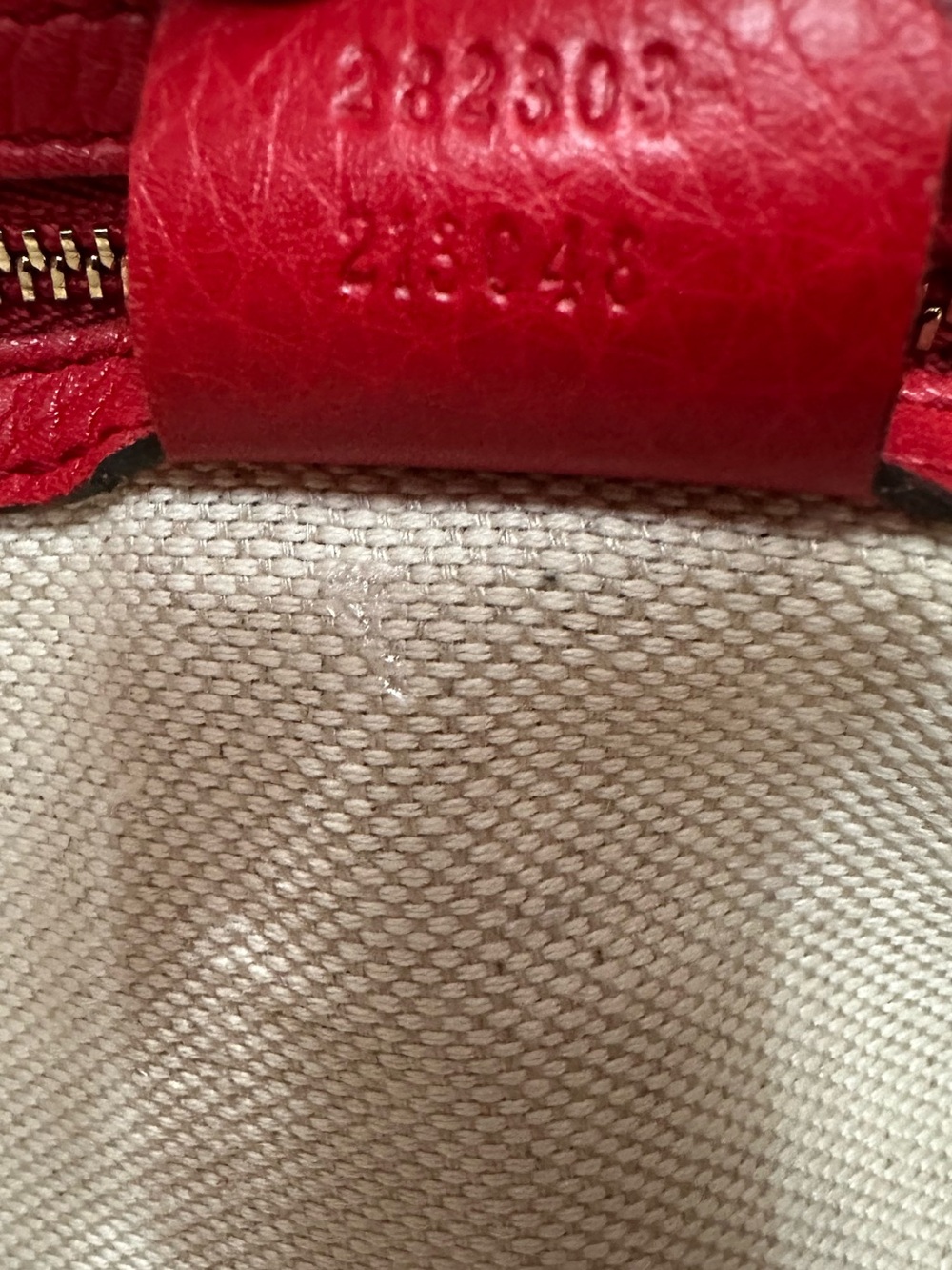 Gucci Soho Large Tomato Red Leather Interlocking G Tassel Tote Bag - Picture 8 of 12